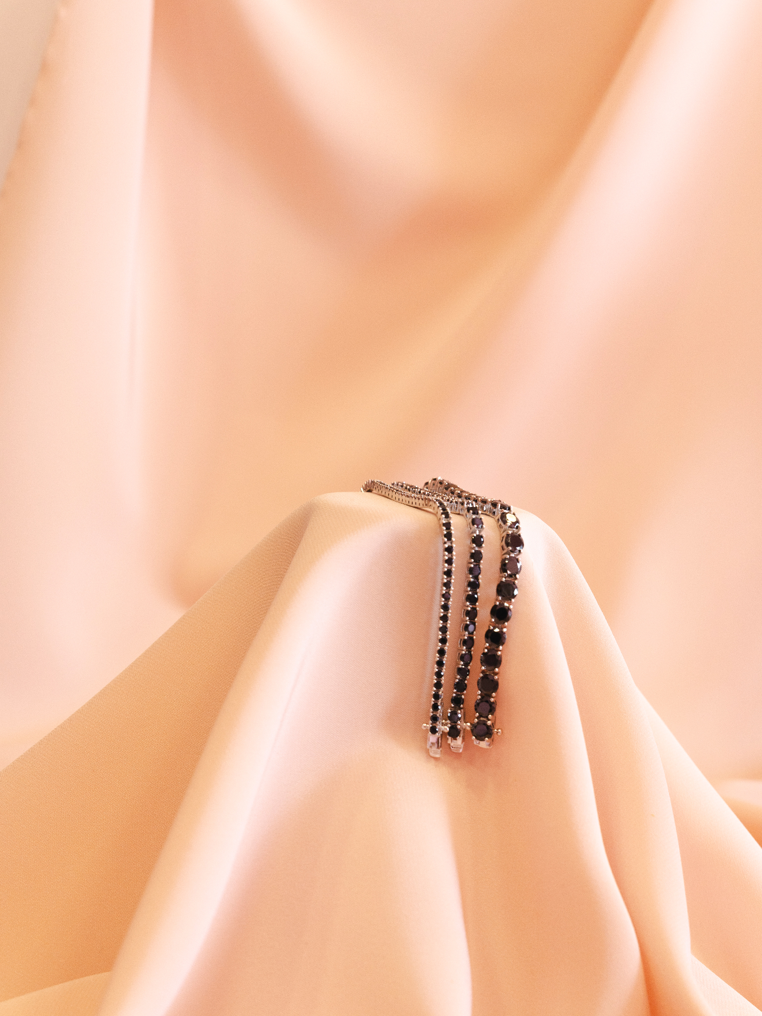 Bracciale tennis con zirconi neri