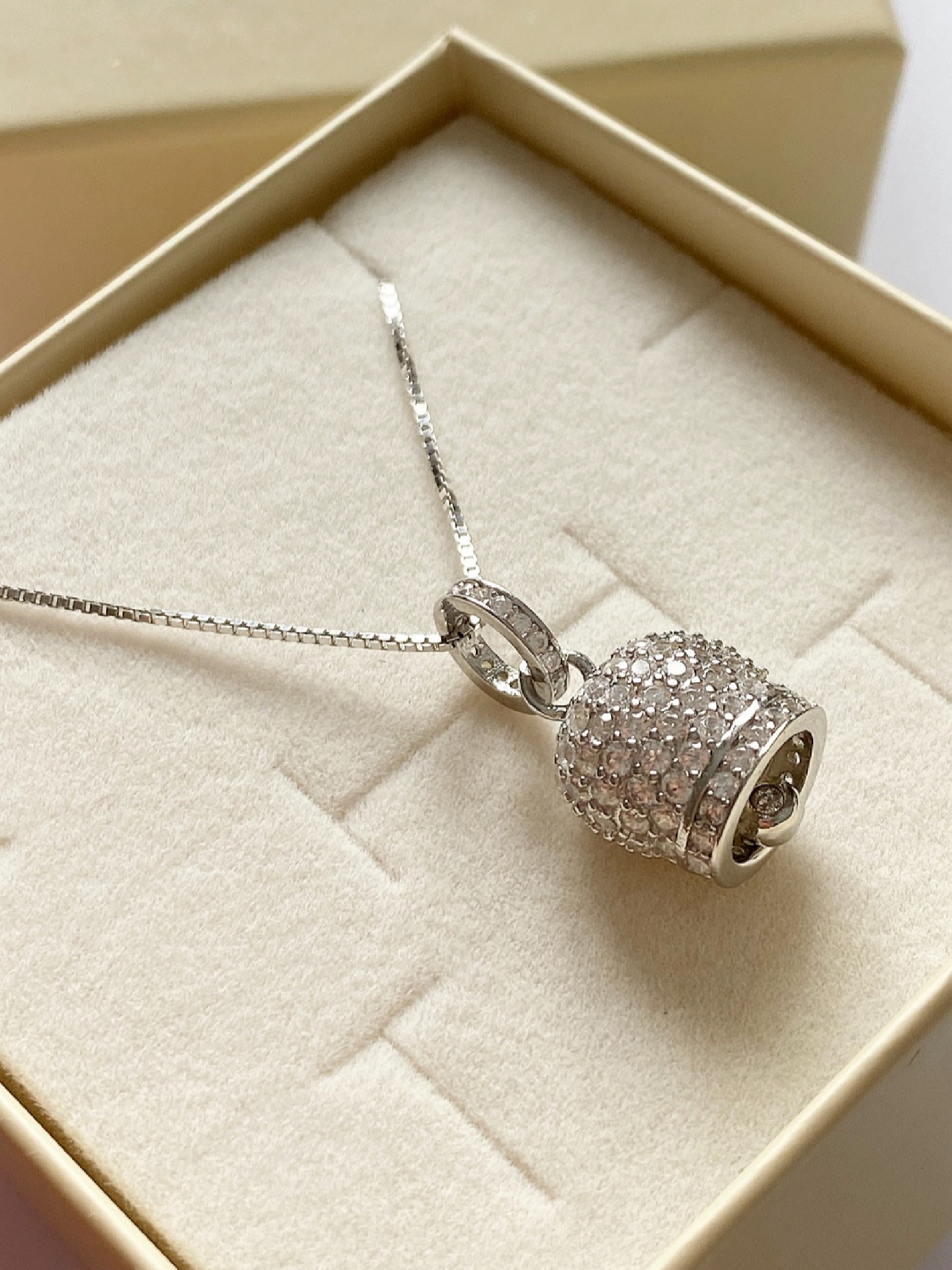 Collana campanella big in zirconi