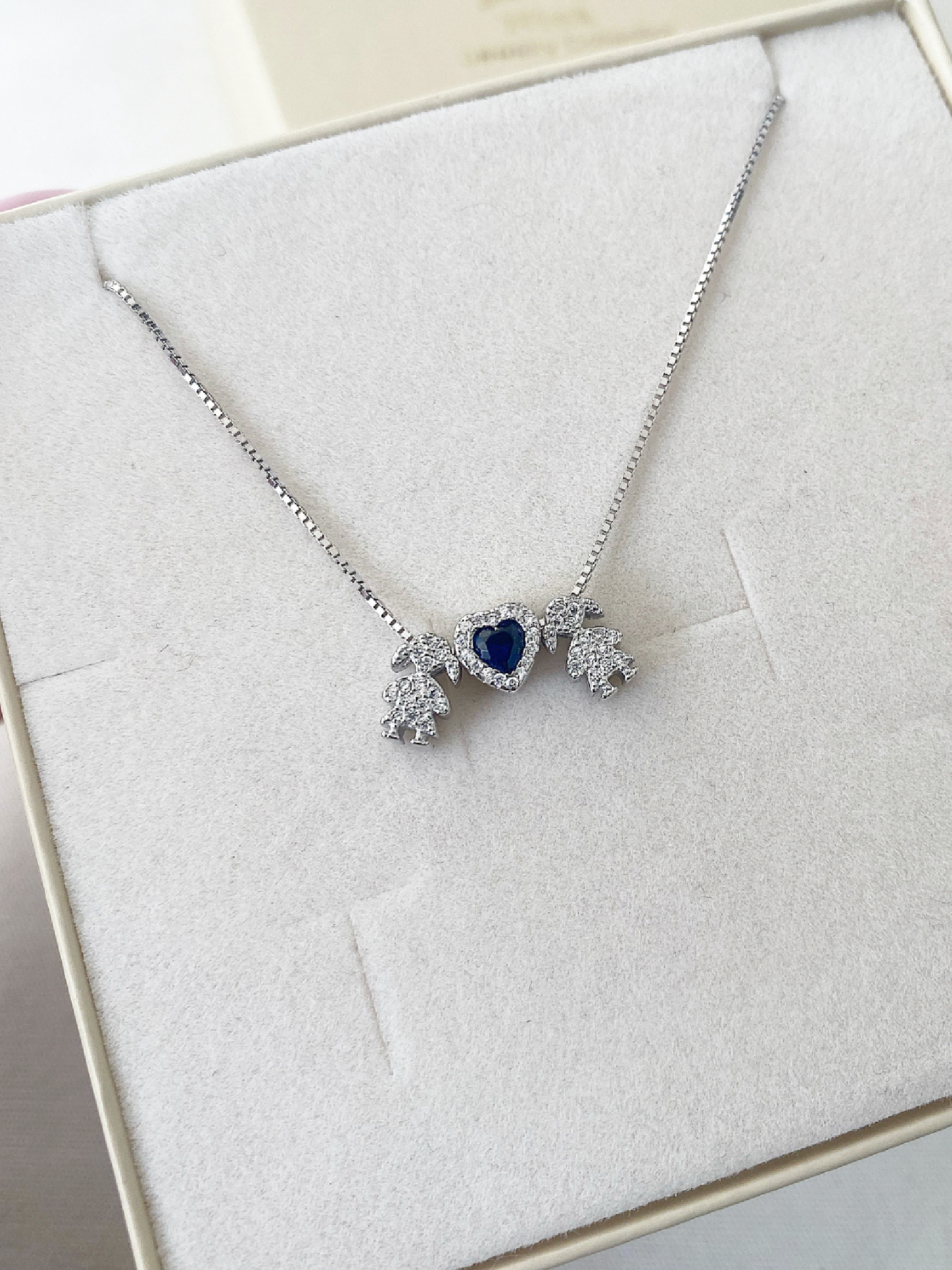 Collana personalizzabile con 3 micro elementi a scelta - immagine 2