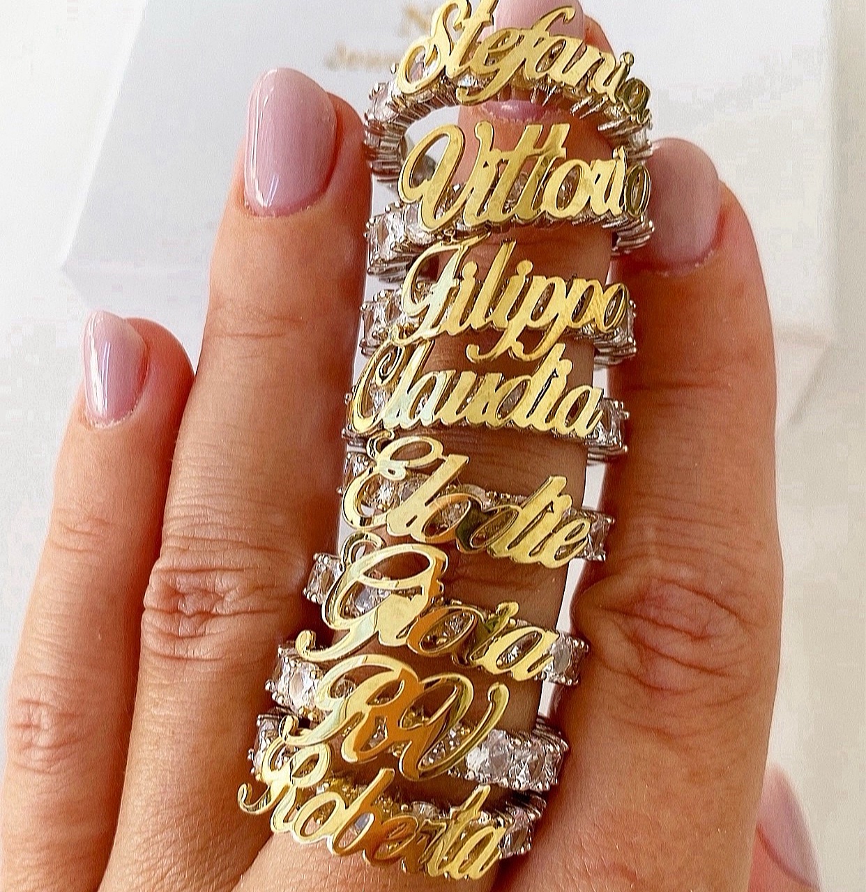 Anello veretta con nome personalizzabile
