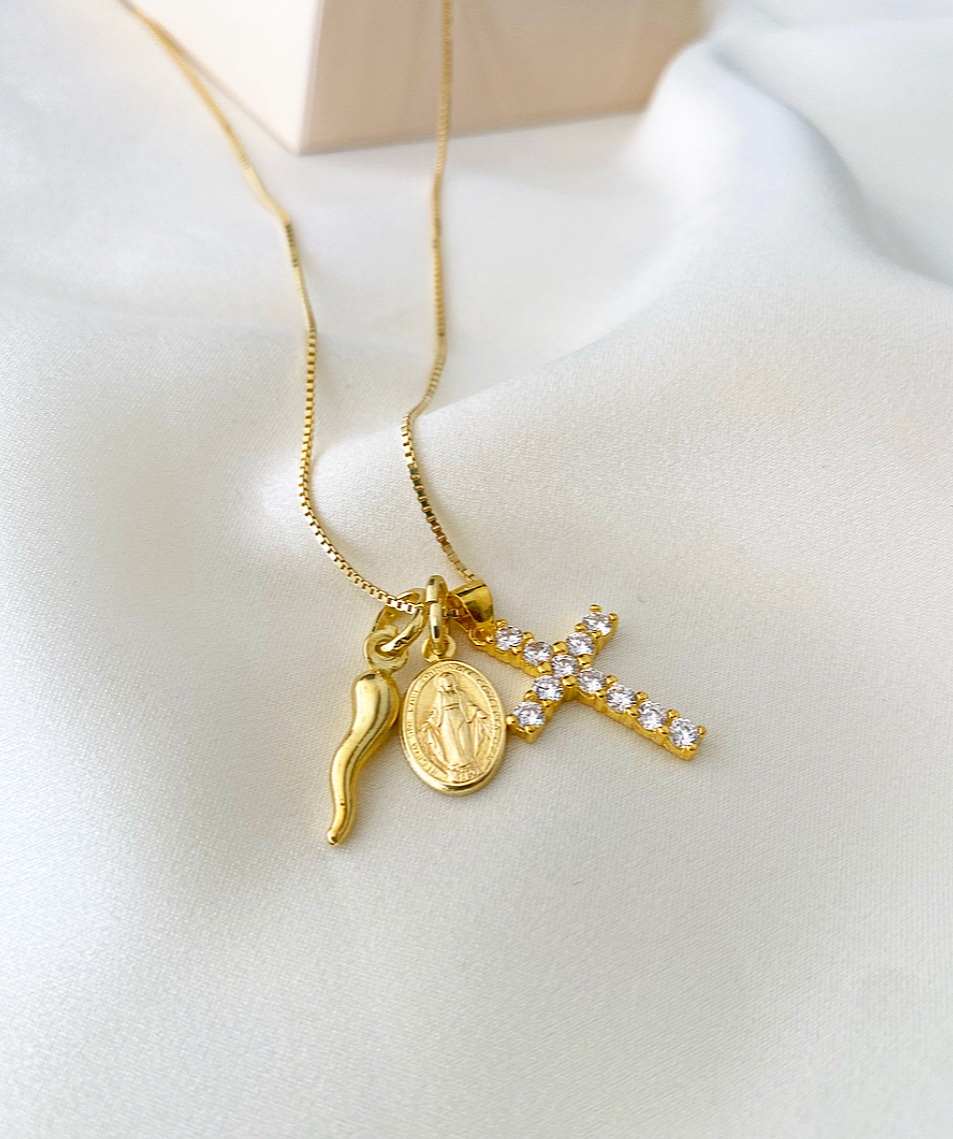 Collana corno madonnina e croce