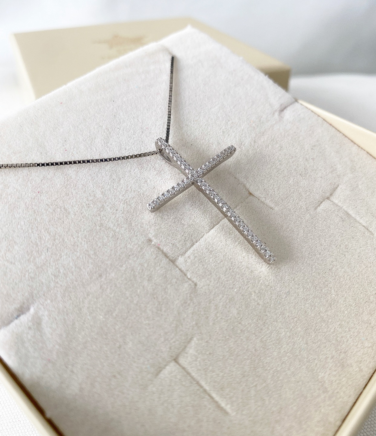 Collana croce passante Ginevra