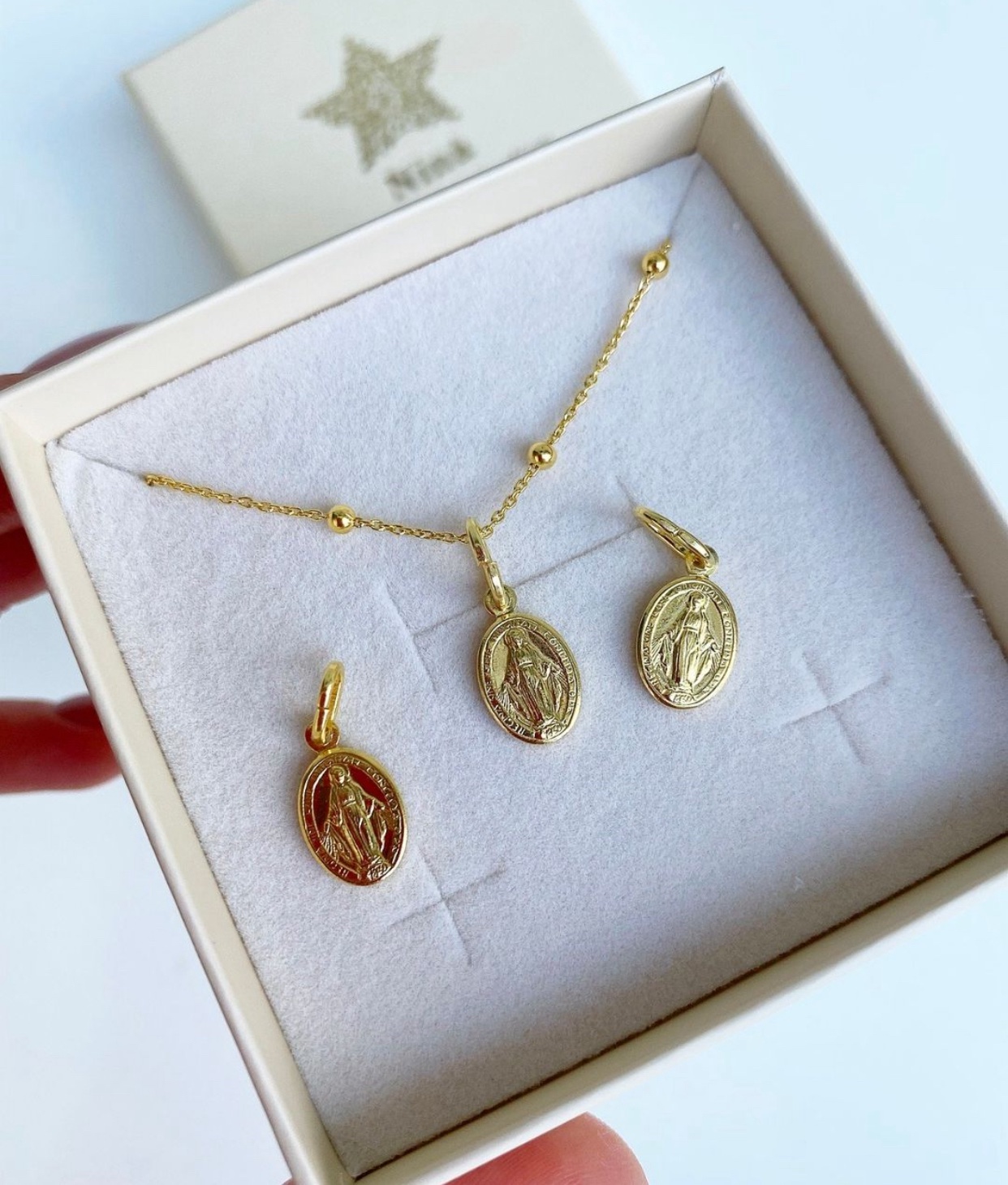 Collana madonnina small