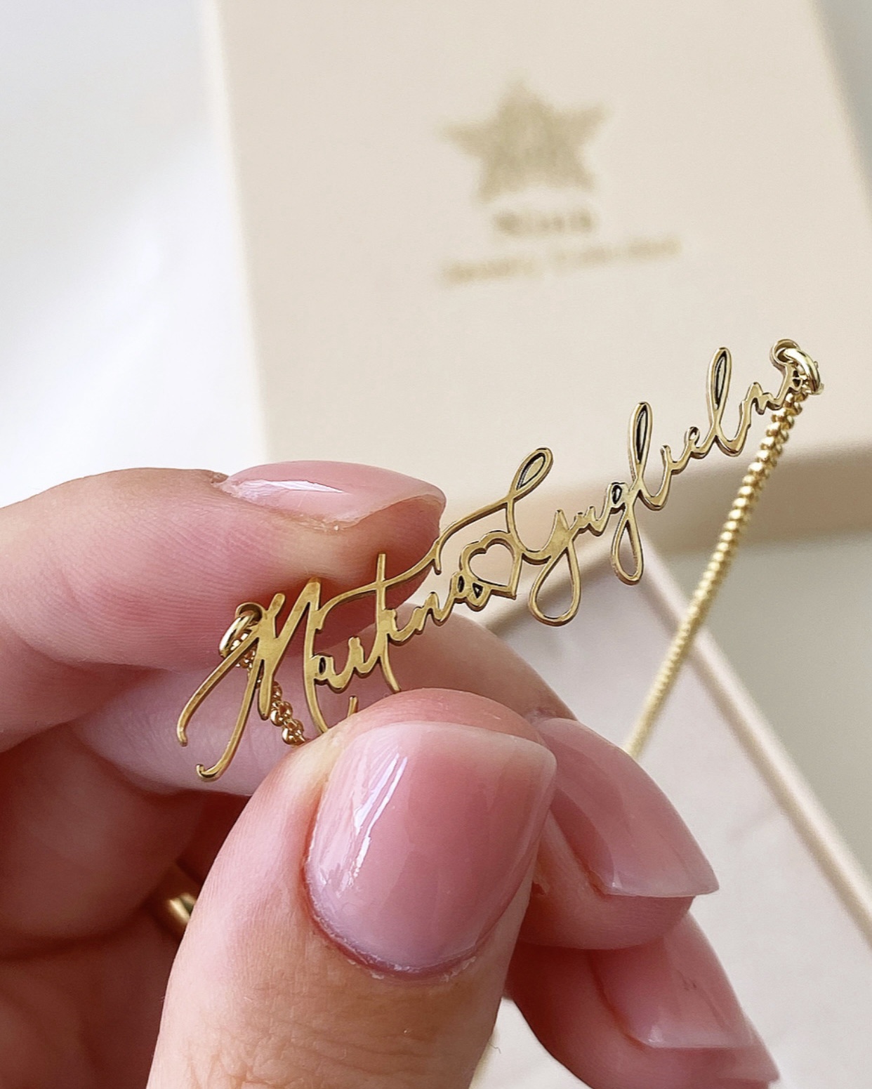 Collana personalizzabile con due nomi sottili Lucilla - immagine 2