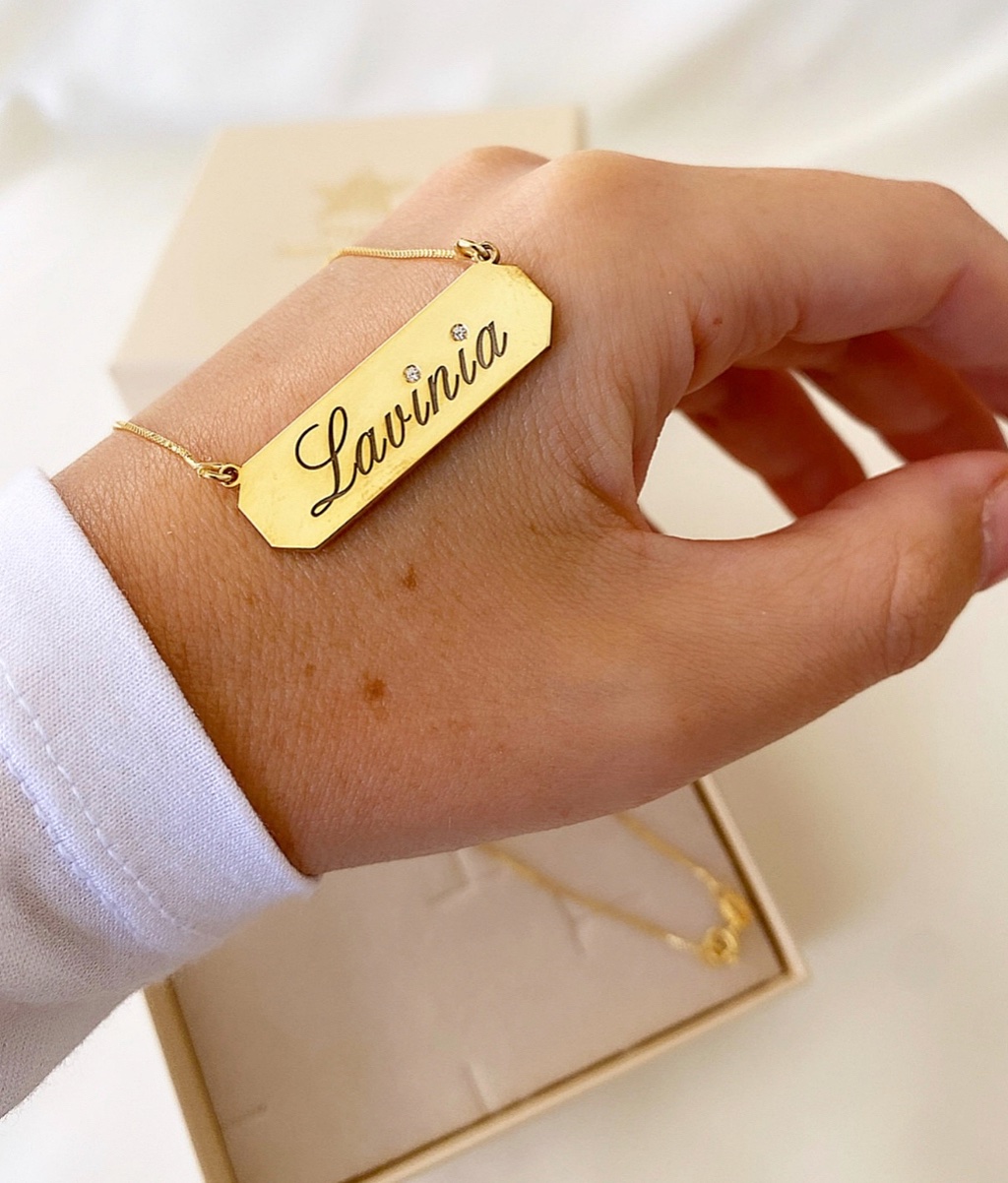 Collana targhetta personalizzabile con zirconi incastonati - immagine 7
