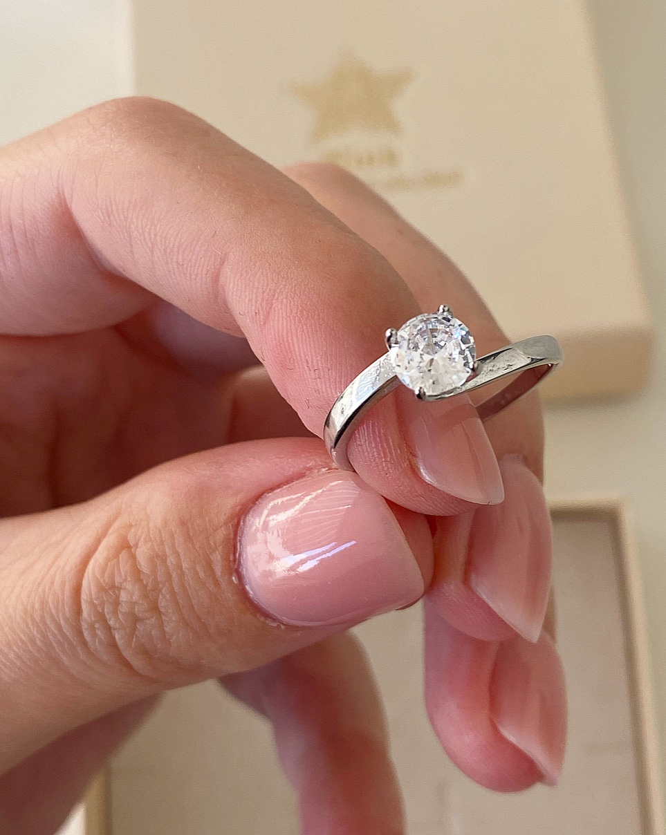 Anello solitario Classic