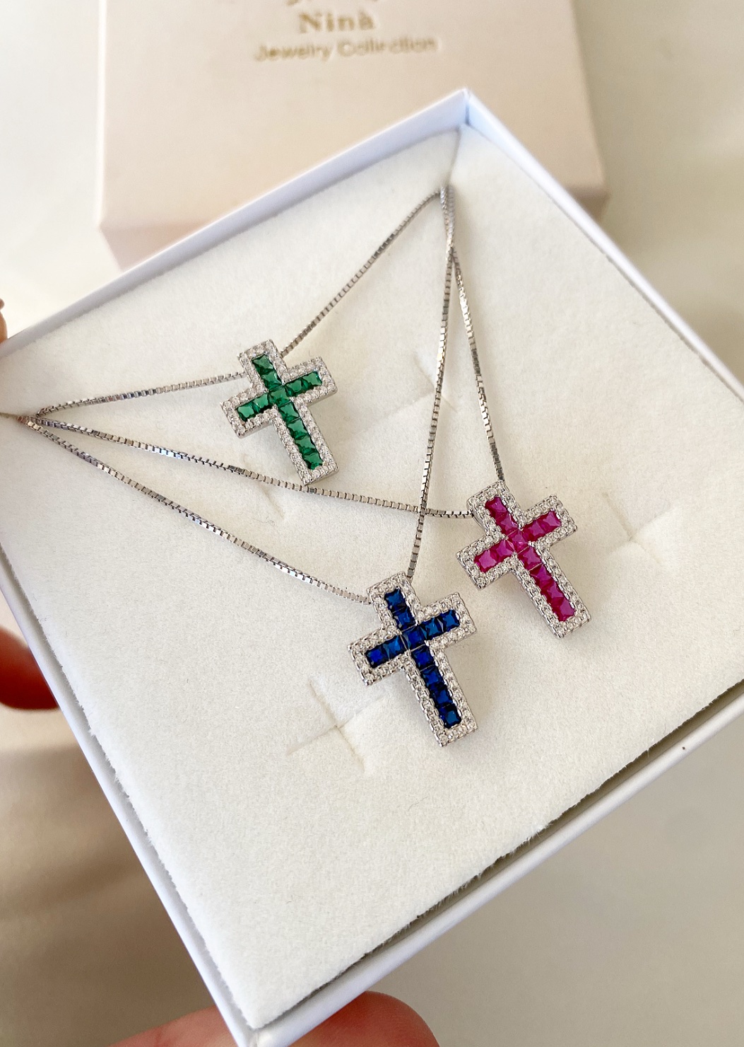 Collana croce con zirconi colorati