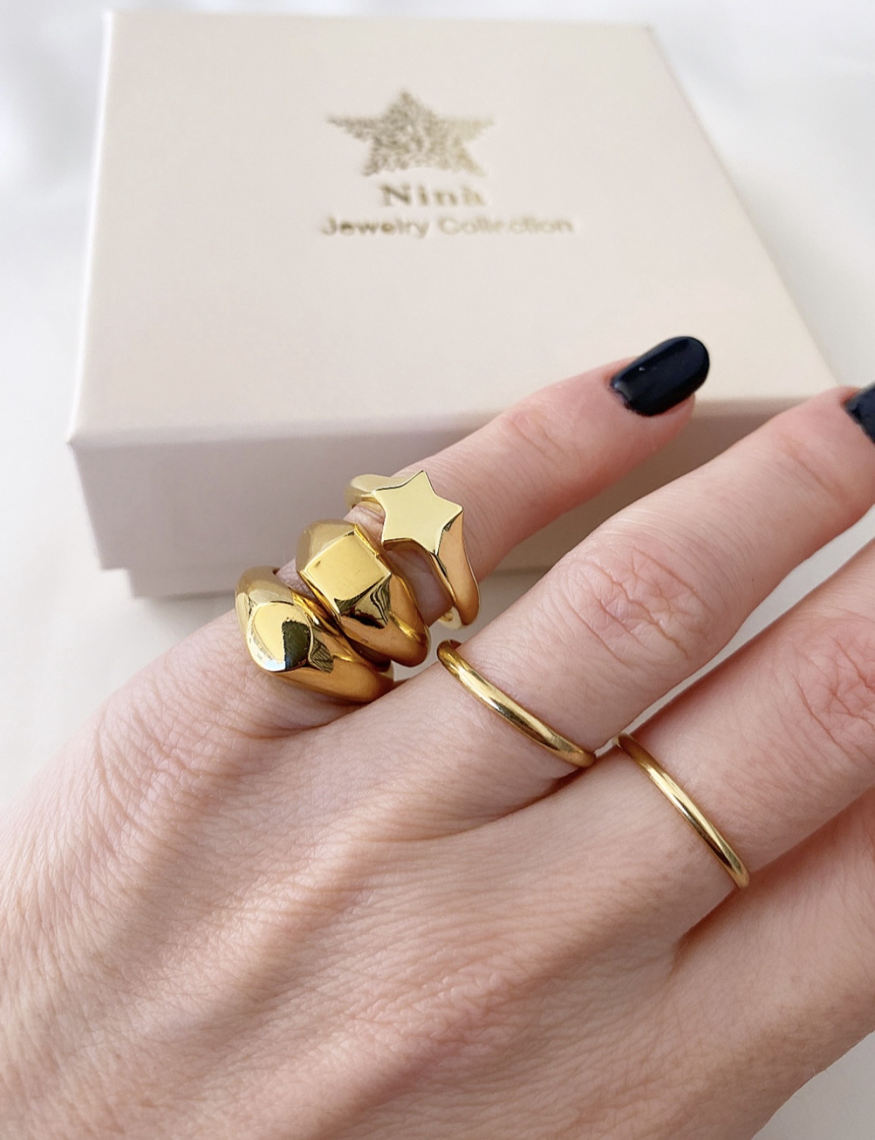 Anello chevaliere liscio Giulyetta - immagine 3
