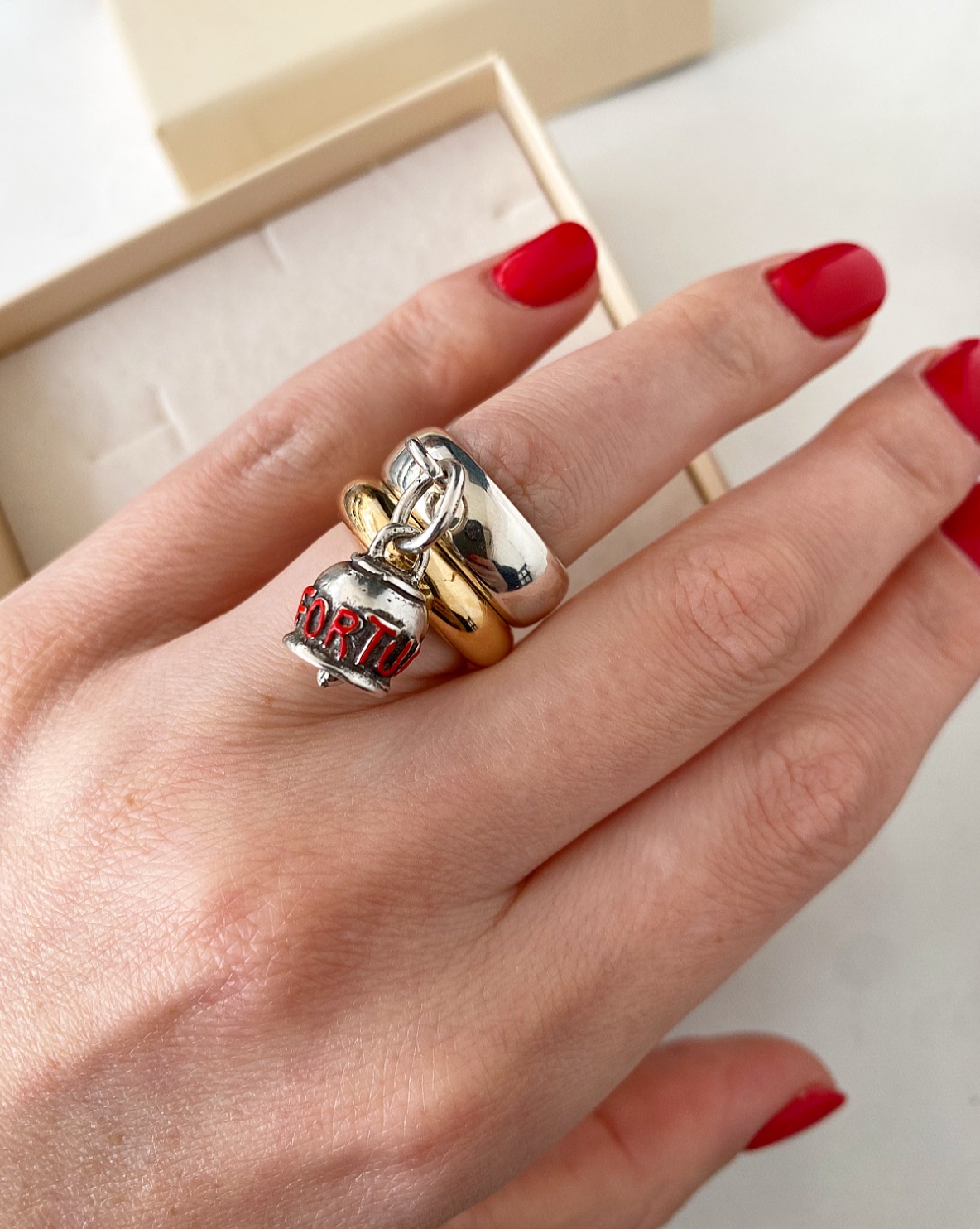 Anello fedone bombato Campanella personalizzabile