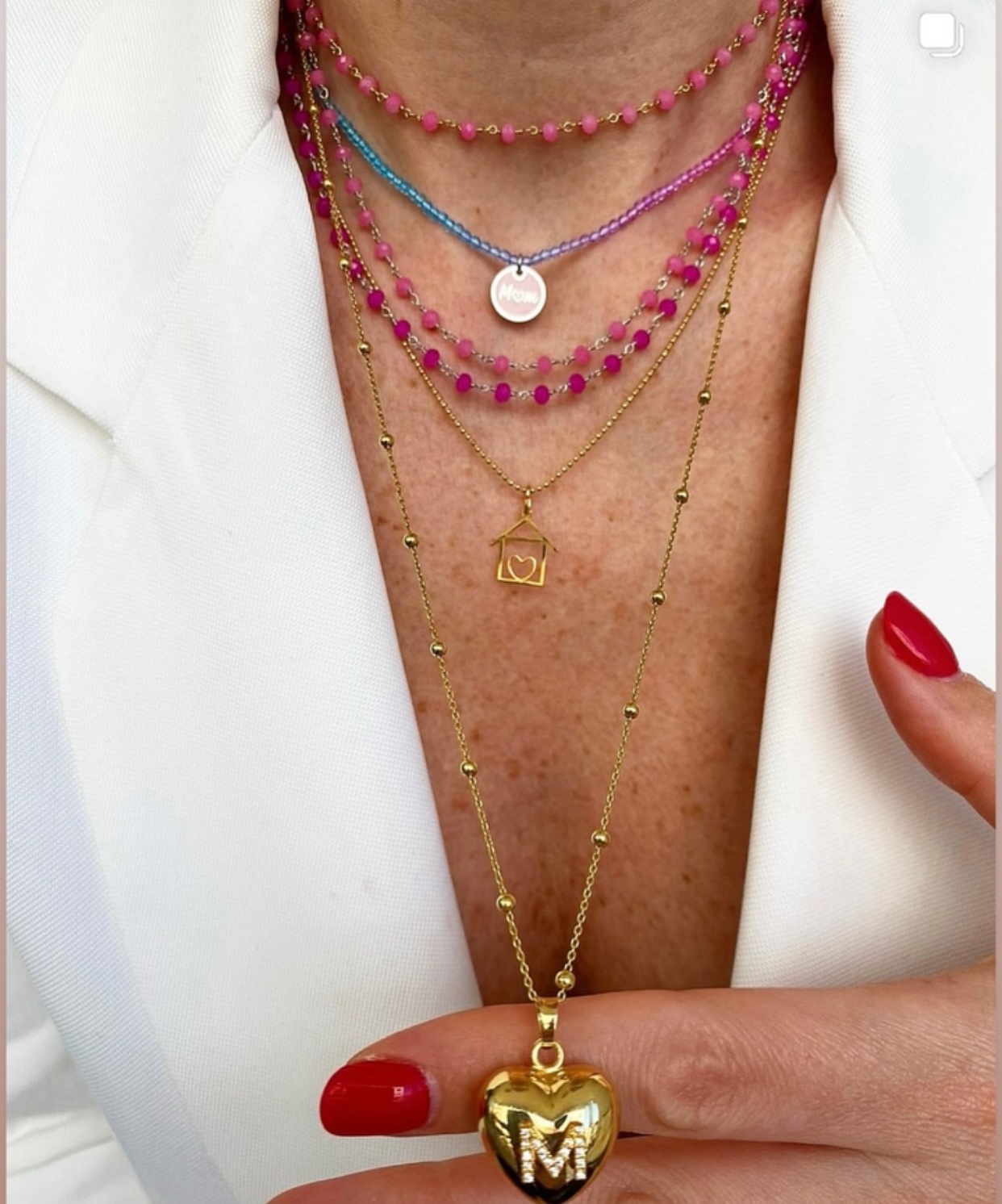 Collana cuore bombato con lettera in zirconi personalizzabile